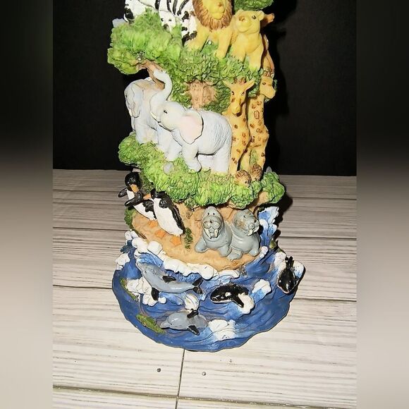 Noah's Ark Tree Statue Figurine Holiday Home Decor Lights Up & Plays Music 1996 - Picture 11 of 13